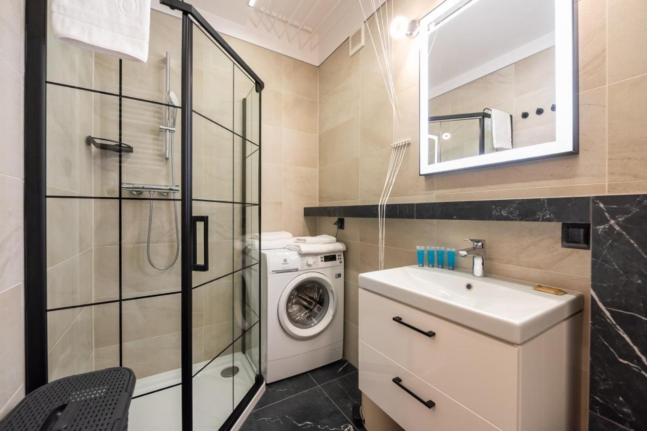 ורשה Downtown Antique Apartment מראה חיצוני תמונה