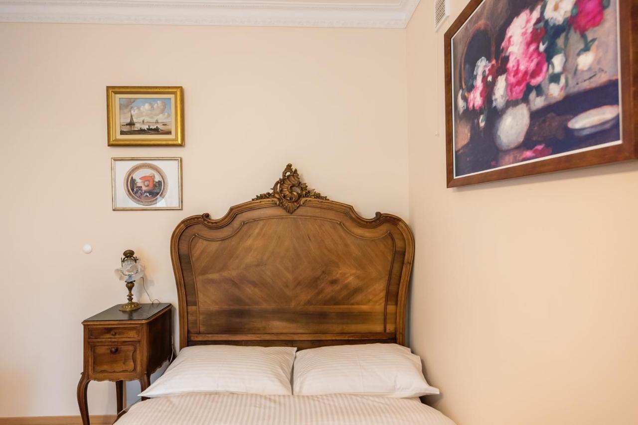 ורשה Downtown Antique Apartment מראה חיצוני תמונה